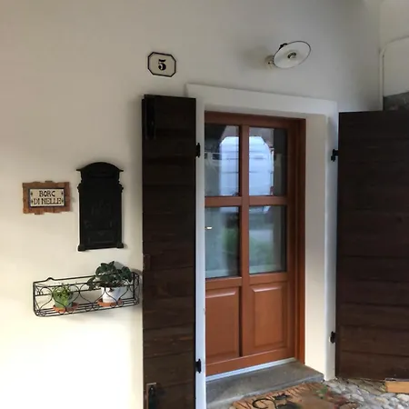 בית נופש Casa Borc Di Nelle *