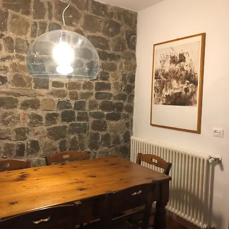 Casa Borc Di Nelle
